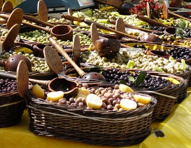 Uz&egrave;s 08