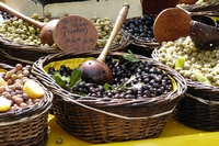 Uz&egrave;s 05